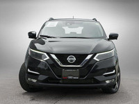 This Nissan Qashqai boasts a Regular Unleaded I-4 2.0 L/122 engine powering this Variable transmissi... (image 1)