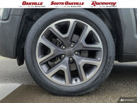 4WD / 4X4 Clean Carfax No Reported Accidents 18 x 7.0 Aluminum Rims Bluetooth Hands-Free Cloth Low-B... (image 5)