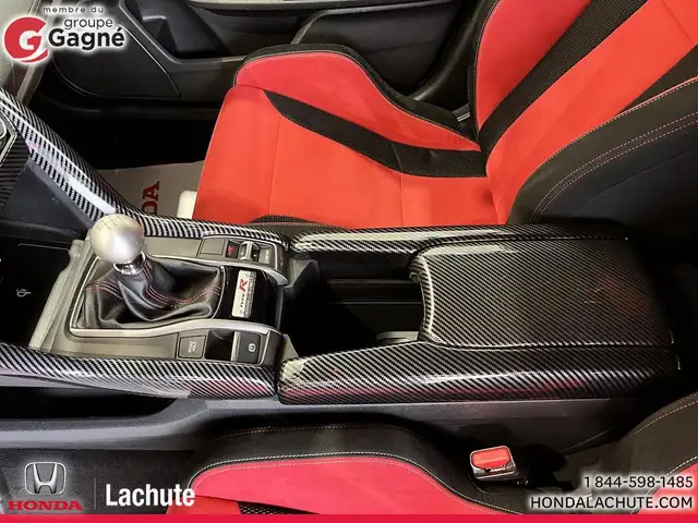 Honda Civic Type R Type R 2018 in Cars & Trucks in Laurentides - Image 37
