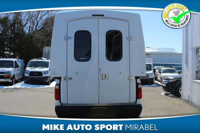 2011 Ford Super Duty F-250 2X4, Cabine multiplaces 172 po, XLT! in Cars & Trucks in Laval / North Shore - Image 4