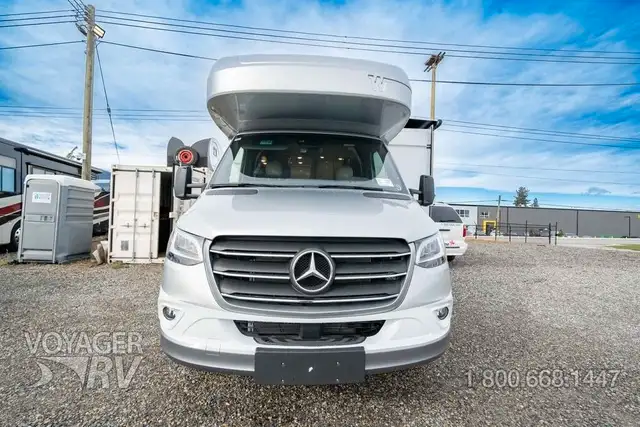 2025 Winnebago Navion 24J in RVs & Motorhomes in Kelowna - Image 51