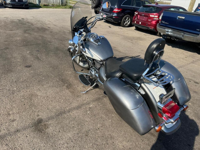 2003 Suzuki Boulevard RUNS GREAT, BOULEVARD, AS IS in Cars & Trucks in London - Image 3