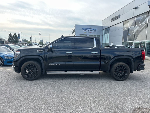 2023 GMC Sierra 1500 4WD Crew Cab 147 Denali in Cars & Trucks in Mississauga / Peel Region - Image 2