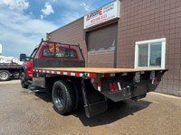 2013 Ford F-550 XL Flat Deck Reg Cab 6.8L V10 Gas 4X4 DRW ONLY 79,483 KM ! Engine Hours: 6,318 11 FT... (image 2)