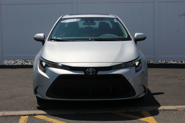 2022 Toyota Corolla LE | SunRoof | HtdSeats | Cam | Warranty to  in Cars & Trucks in Saint John - Image 3