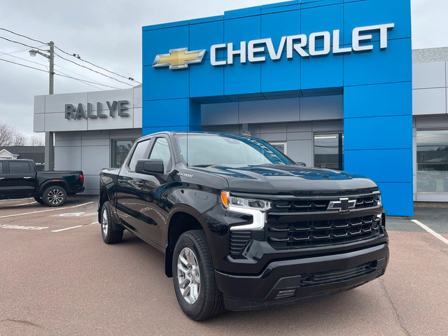  2024 Chevrolet Silverado 1500 4WD Crew Cab 147 RST in Cars & Trucks in Moncton