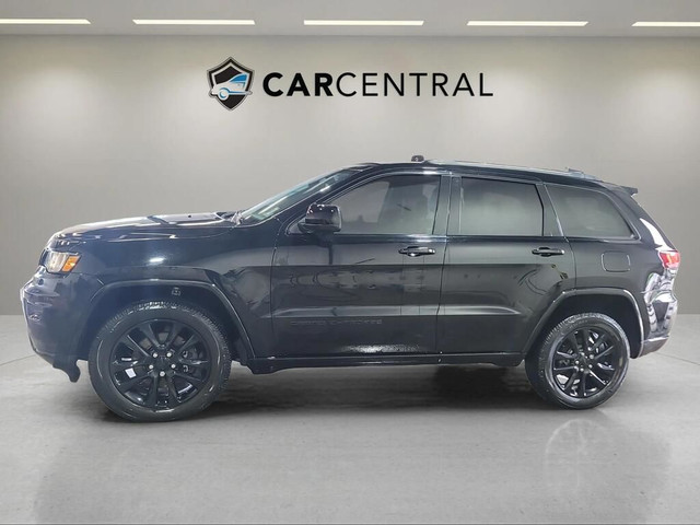 2021 Jeep Grand Cherokee Altitude 4x4 in Cars & Trucks in Barrie - Image 2