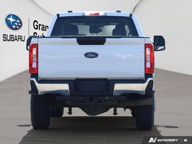 2023 Ford Super Duty F-350 SRW XLT in Cars & Trucks in Grande Prairie - Image 4