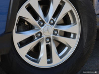 Highlights: Heated Front Seats Bluetooth Blind Spot Monitor Smart Device Integration Back-up Camera... (image 9)