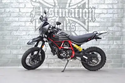 2021 Ducati Scrambler Desert Sled Fashouse, numbered edition! Super cool bike with lot's of cool fac...