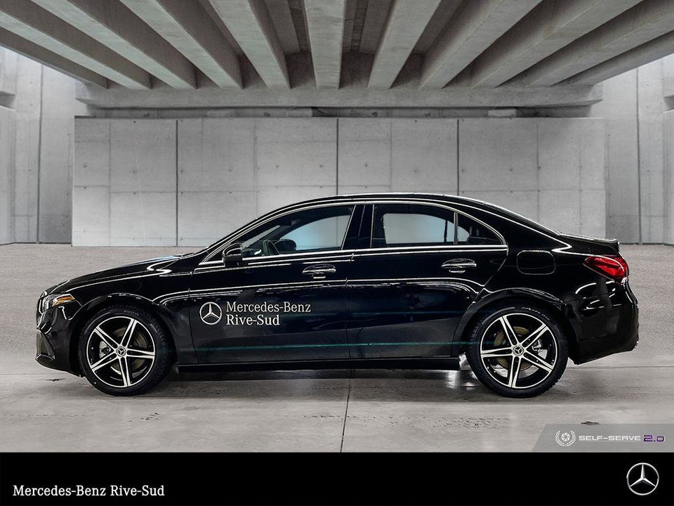 2022 Mercedes-Benz A-CLASS A220