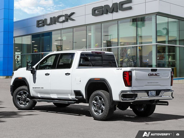 2025 GMC Sierra 2500HD SLT in Cars & Trucks in London - Image 4