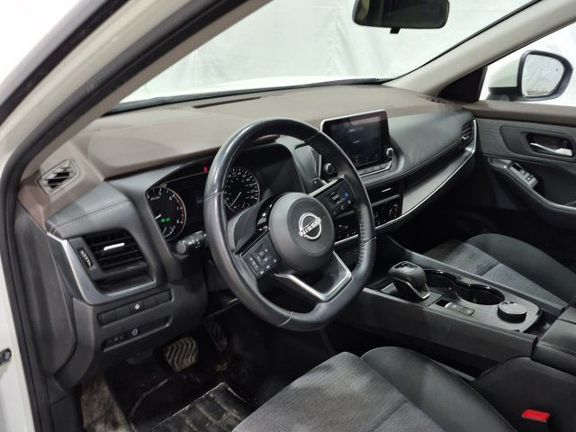 2023 Nissan Rogue SV AWD | Pano Roof | Remote Start in Cars & Trucks in Guelph - Image 4