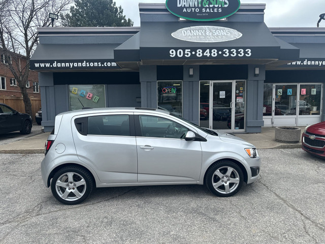 2015 Chevrolet Sonic 5dr HB LT in Cars & Trucks in Mississauga / Peel Region