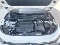 AMVIC-licensed business 2025 Volkswagen Tiguan Highline R-Line – Luxury SUV, R-Line Style, Turbochar... (image 9)