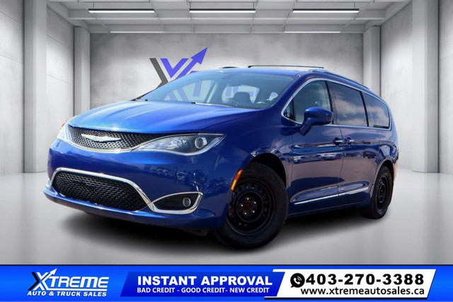 2019 Chrysler Pacifica Touring-L - NO FEES! in Cars & Trucks in Calgary
