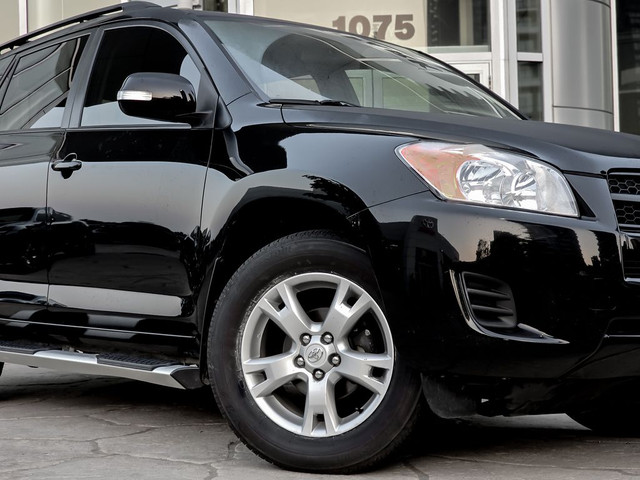 2011 Toyota RAV4 I4 | 4WD | Safety Certified in Cars & Trucks in City of Toronto - Image 3