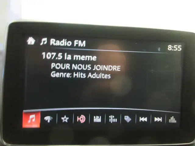 MAZDA 3 2015 GS AUTOMATIQUE SIEGES CHAUFFANT CAMERA PUSH START in Cars & Trucks in Lévis - Image 11