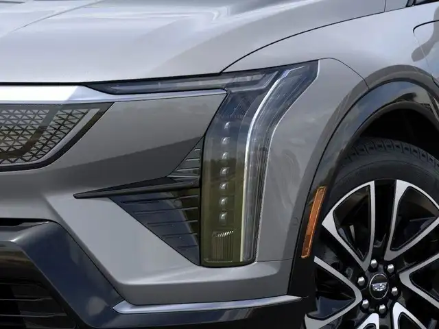 2025 Cadillac OPTIQ Sport in Cars & Trucks in Oakville / Halton Region - Image 14