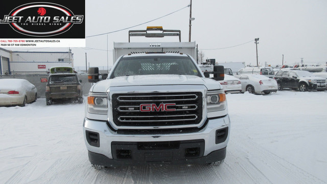 2017 GMC Sierra 3500HD DUMP TRUCK in Cars & Trucks in Edmonton - Image 4
