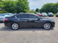 BEAUTIFULLY BUILT FULLY LOADED LUXURIOUS BLACK ON BLACK HONDA FULL SIZE SEDAN IN PHENOMINAL CONDITIO... (image 6)