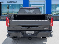 Set the standards higher with this 2023 GMC Sierra 1500 AT4 4x4.Finished in a Black exterior with as... (image 8)