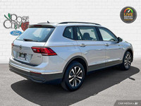 - PREVIOUS DAILY RENTAL - - ONE OWNER - ACCIDENT FREE - HEATED CLOTH SEATS - HEATED STEERING WHEEL -... (image 5)