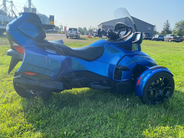 2019 Can-Am Spyder RT Limited in Street, Cruisers & Choppers in Kitchener / Waterloo - Image 3