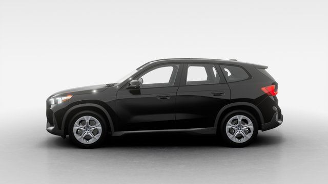 2025 BMW X1 xDrive28i in Cars & Trucks in Laval / North Shore - Image 4