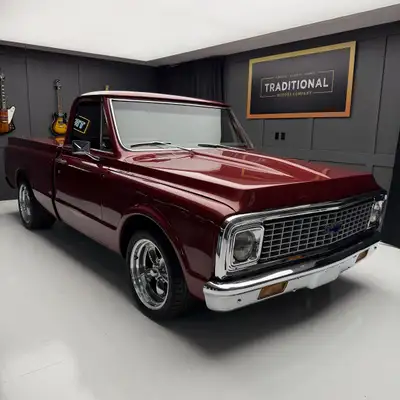 Check out this 1972 Chevrolet C10 Shortbox. This is an Arizona truck that was imported into Canada a...