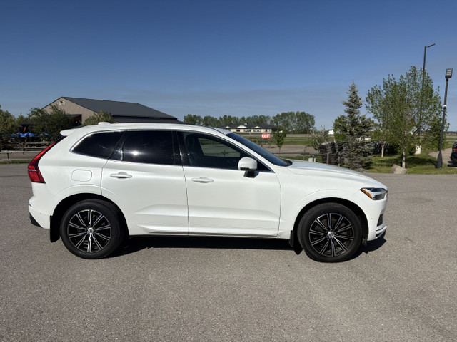 2019 Volvo XC60 Momentum T6 AWD Hail Sale in Cars & Trucks in Calgary