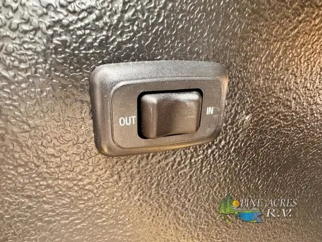 2023 Entegra Coach Cornerstone 45B 605 h.p. 26K Miles in RVs & Motorhomes in Moncton - Image 94