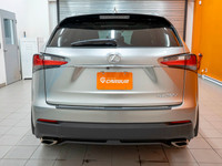 À voir! / Come see it! BAS KILOMÉTRAGE / LOW MILEAGE. Version NX 200t AWD avec Moteur 2.0L Turbo, To... (image 7)