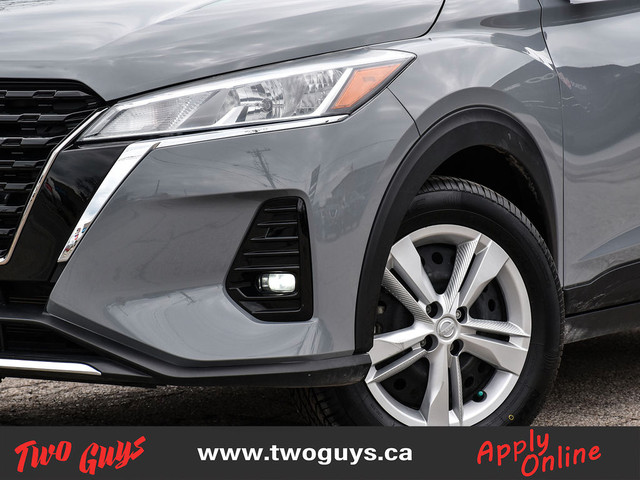 2023 Nissan Kicks S | ******WOW KMS***** | CarPlay | Lease Retur in Cars & Trucks in St. Catharines - Image 2