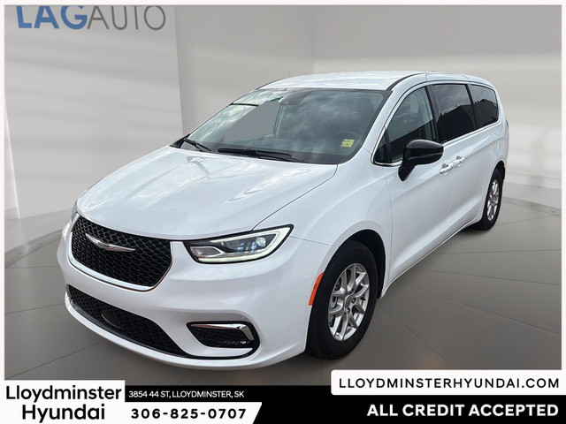 2024 Chrysler Pacifica in Cars & Trucks in Lloydminster