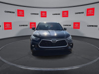 Hybrid, Sunroof, Power Liftgate, Heated Seats, Apple CarPlay! Offering plenty of overall competence... (image 2)