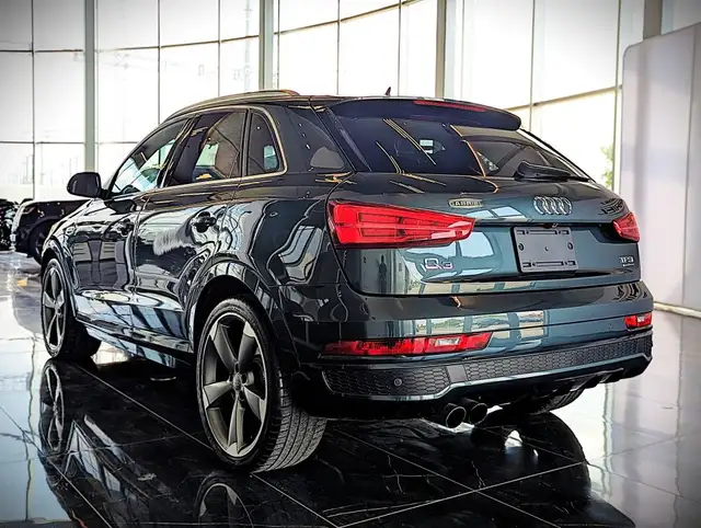 2018 Audi Q3 Progressiv in Cars & Trucks in City of Montréal - Image 12