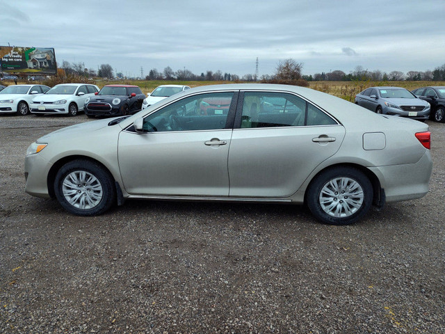 2014 Toyota Camry LE in Cars & Trucks in London - Image 2