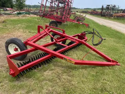 Selling my Riteway 10ft stone windrower. With hydraulic drive.