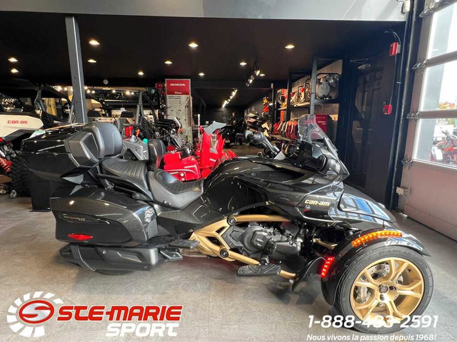  2018 Can-Am Spyder F3 Limited Special series 10 ième Anniversa in Street, Cruisers & Choppers in Longueuil / South Shore