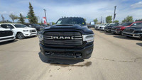 This Ram 3500 is equipped with: Leather-Faced Front Vented 40/20/40 Bench, Power Sunroof, Remote Sta... (image 5)