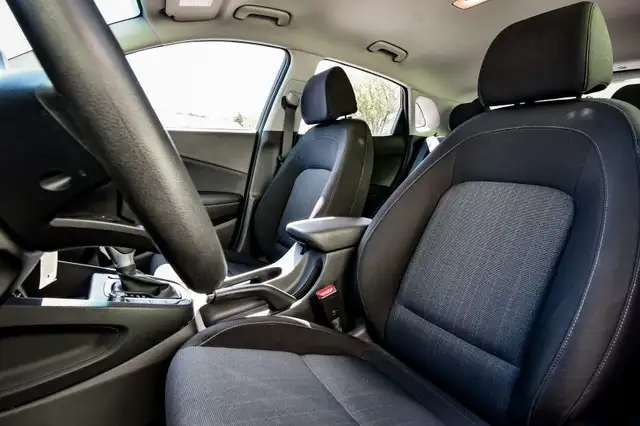 2022 Hyundai Kona 2.0L Essential AWD • HEATED SEATS • CP/AA in Cars & Trucks in Cornwall - Image 25