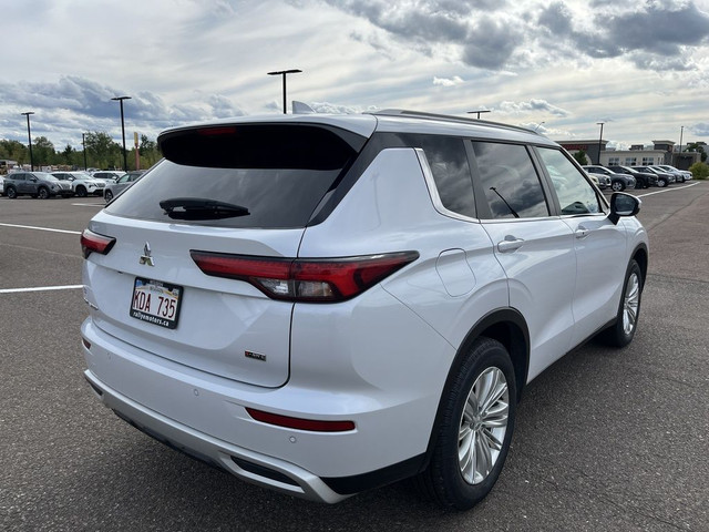 2023 Mitsubishi Outlander SE S-AWC HEATED SEATS CRUISE CONTROL M in Cars & Trucks in Moncton - Image 4