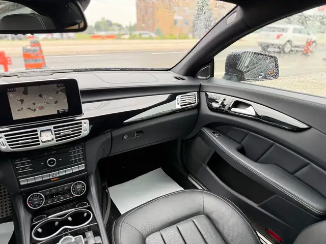 2017 Mercedes-Benz CLS-Class 550 //AMG SPORT | HARMAN KARDON | S dans Autos et camions dans Ville de Toronto - Image 17