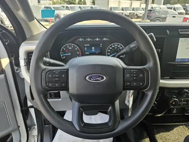 2023 Ford Super Duty F-250 SRW XLT 4WD Crew Cab 6.75' Box, 7.3L  in Cars & Trucks in St. Albert - Image 22