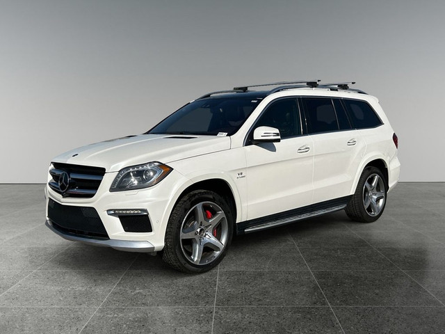 2013 Mercedes-Benz GL-Class GL63 AMG / Sunroof / Heated and Cool in Cars & Trucks in Calgary