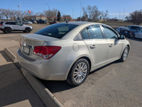 The 2013 Chevrolet Cruze ECO offers a smart balance between fuel efficiency and everyday driving com... (image 3)