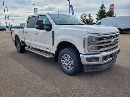 2025 Ford F-350 LARIAT 4WD Crew Cab 6.75' Box in Cars & Trucks in Strathcona County - Image 3