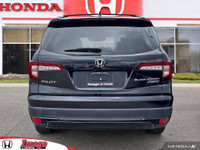Experience premium comfort and bold style in the 2021 Honda Pilot Black Edition. This fully loaded S... (image 4)
