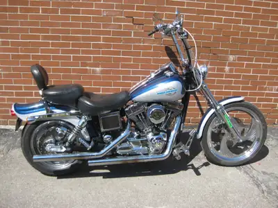 Welcome New Riders! Financing Options Available! This Dyna Wide Glide has 25,731 miles or only 41,41...